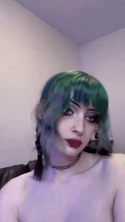 Can I please get a load all over these