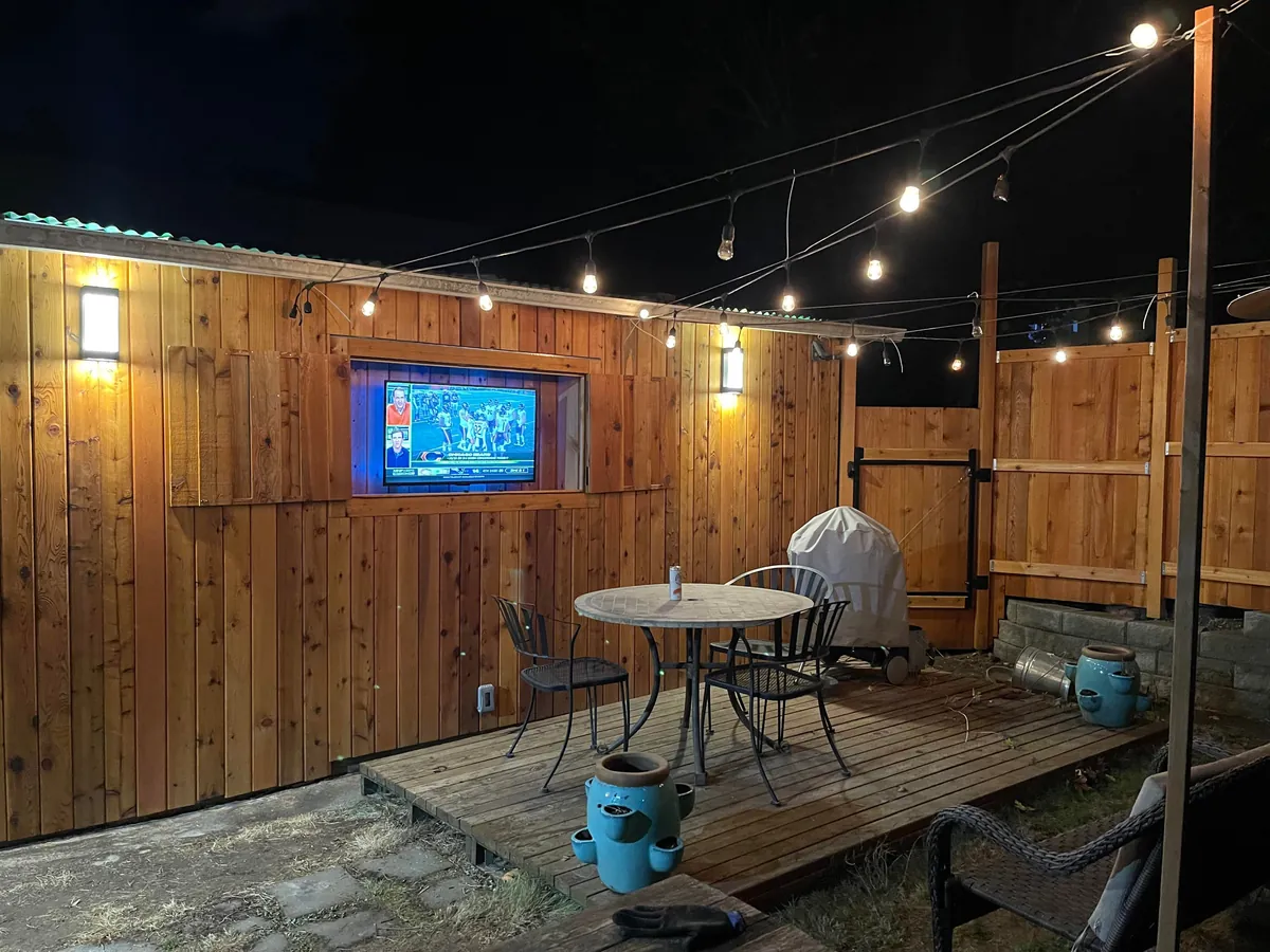 A few years ago my rotting fence fell over so I decided to build it back better.