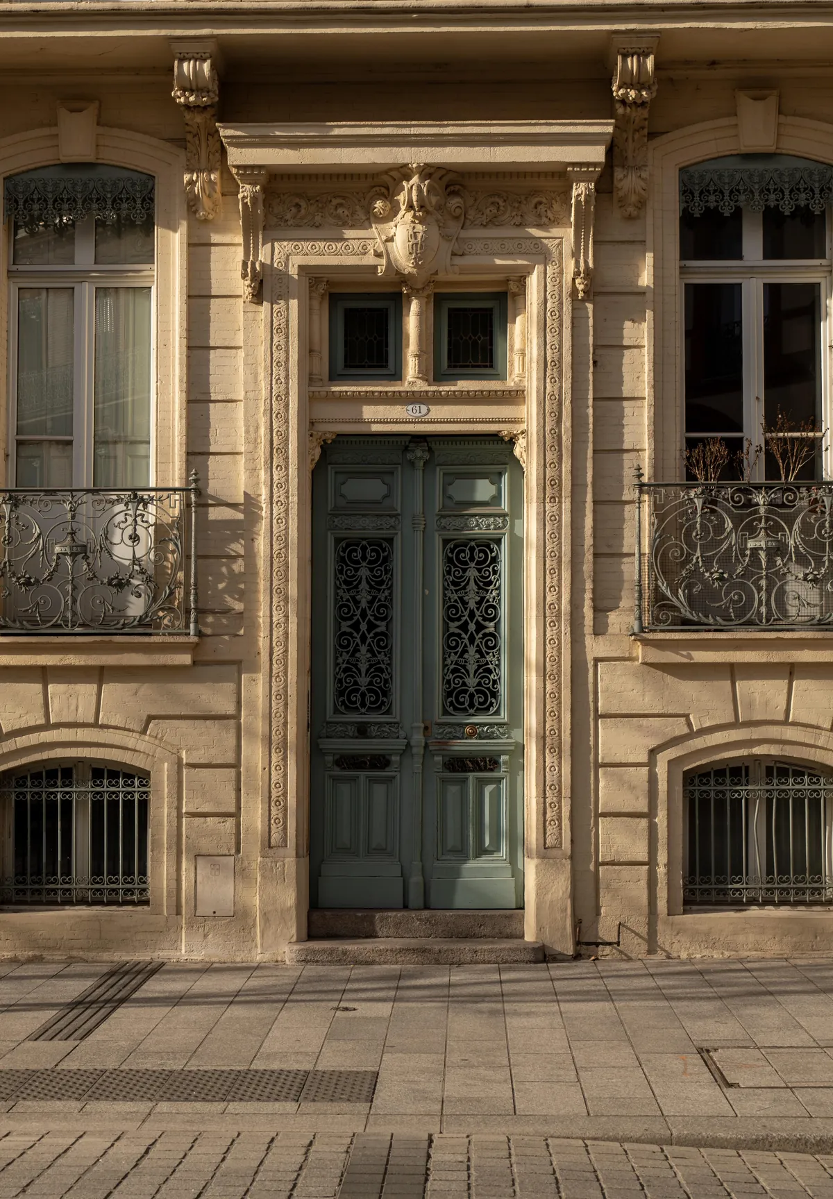 I came across this beautiful door in Toulouse yesterday