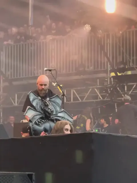 Ozzy was so excited to perform in his last show ever 🥺