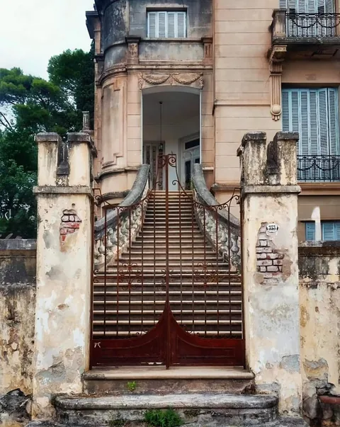 Beautiful beaux arts house in Alta Gracia, Córdoba (Argentina)