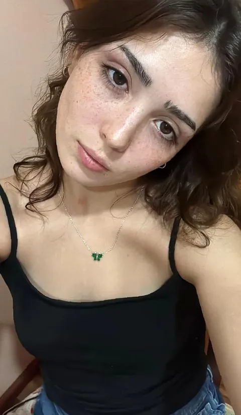 Am I hot in black F18