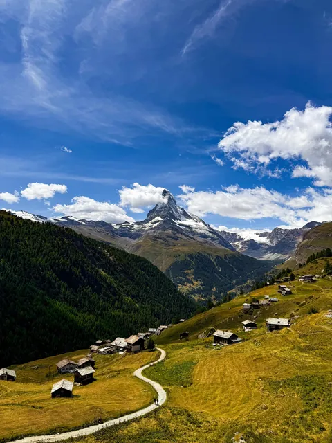 2 weeks hiking &amp; summer skiing in Switzerland August 2025 - Lauterbrunnen, Grindelwald, Thun, Zermatt, Lucerne