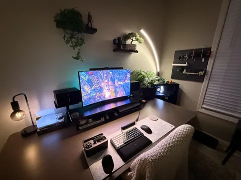 Long time lurker. Hi, guys!