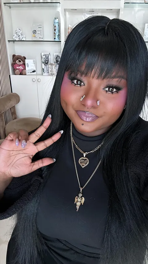 i think this is my best attempt at dramatic Douyin inspired makeup thus far!