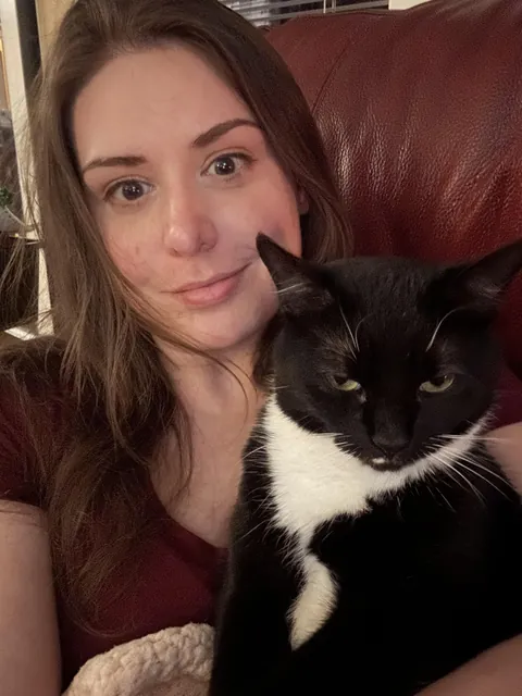 Show me the last picture of your cat