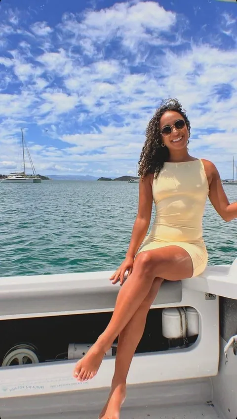 i’ve gathered everybody’s favorites from my collection. now i challenge you for YOUR (1)  favorite and why?