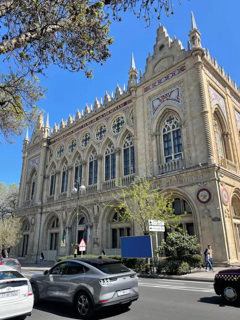 4 days in Beautiful Baku, Azerbaijan 