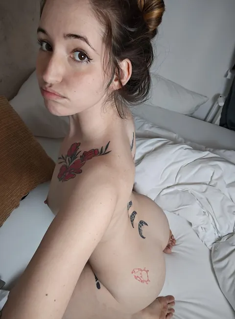 morning, here’s what you woke up for :3