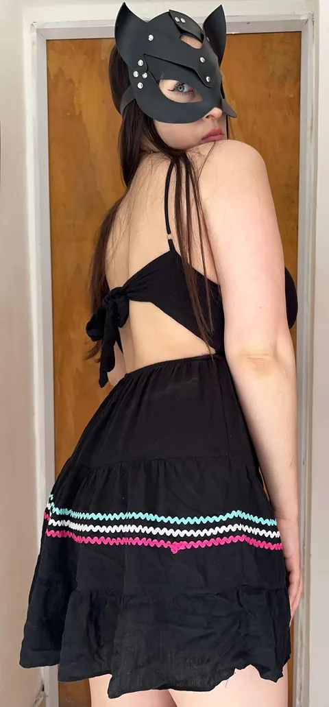 The best MILFs wear no panties under dresses (f)