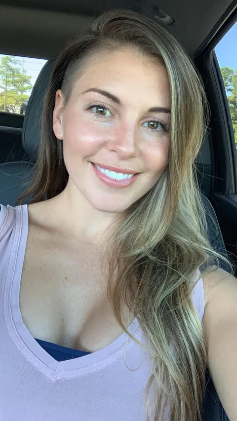 Without undressing… am I hot?(f30)