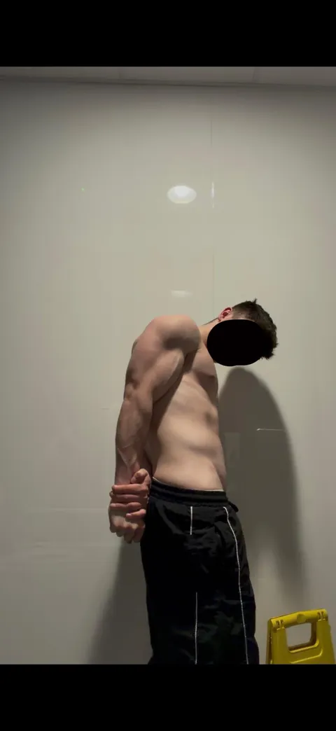 (19) Revealing more each slide what’s ur opinion