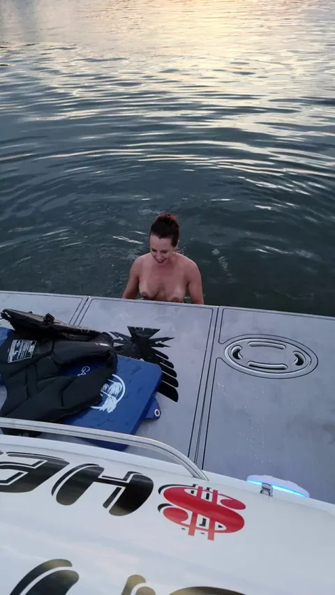 Wet Vixen in need of drying!