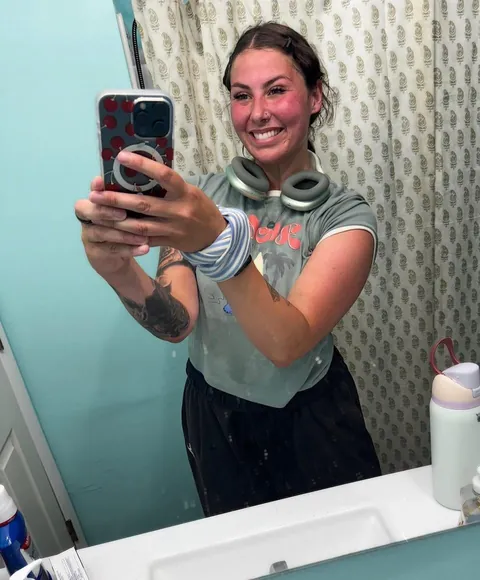 Am I hot for a mom from Iowa? 🤨🌽➡️ f26