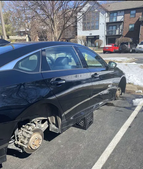 Friend Woke Up To See His Car Like This