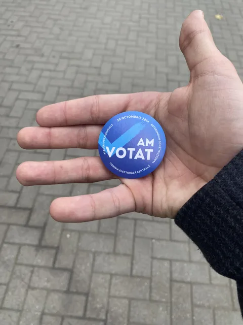 Just voted at the EU referendum. Can’t wait for Moldova to join the European family! 