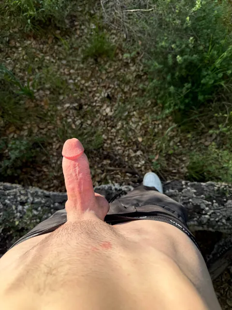 i got so horny during my hike 😓