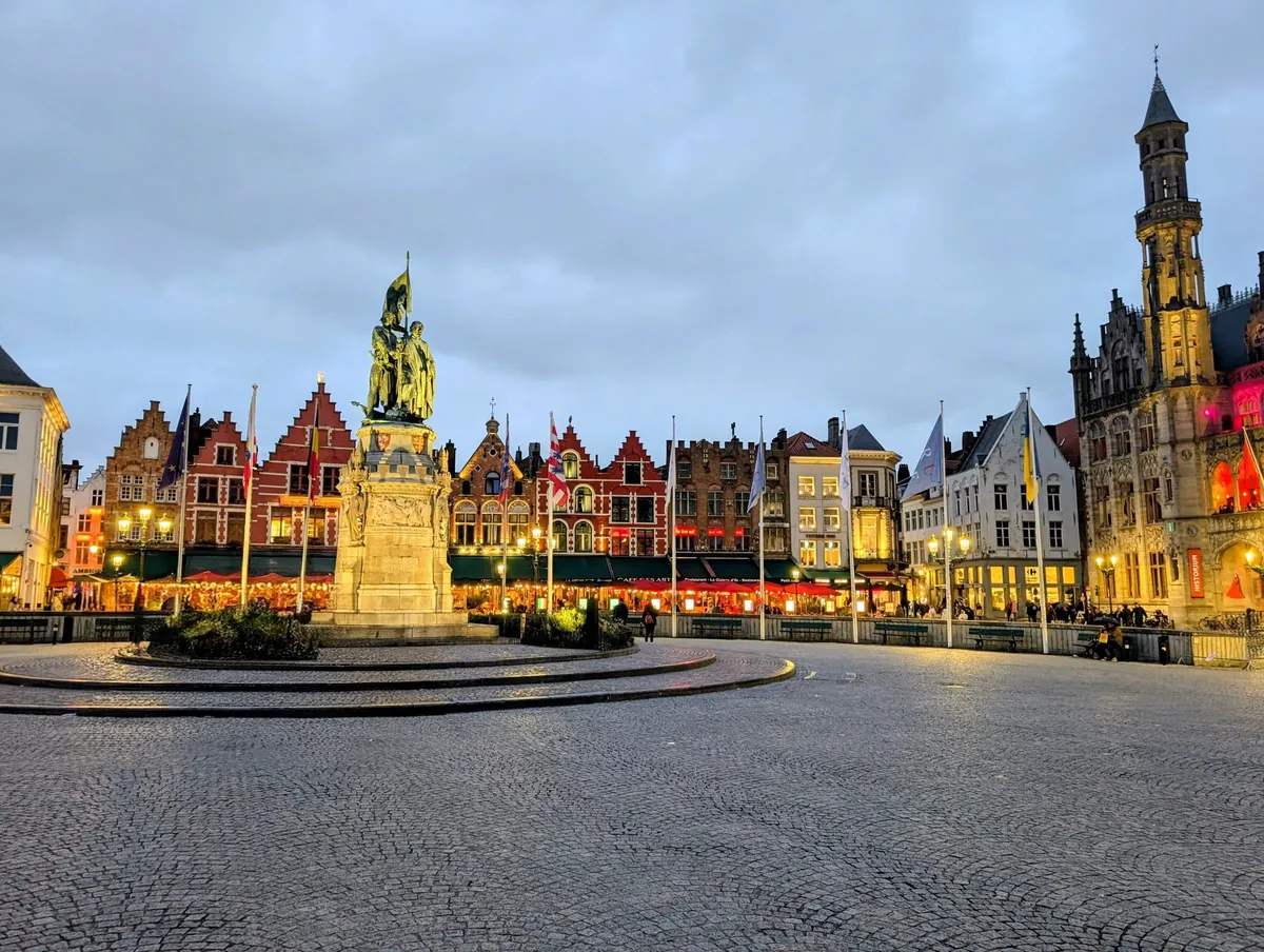 Does anyone else love night time walks in medieval towns?