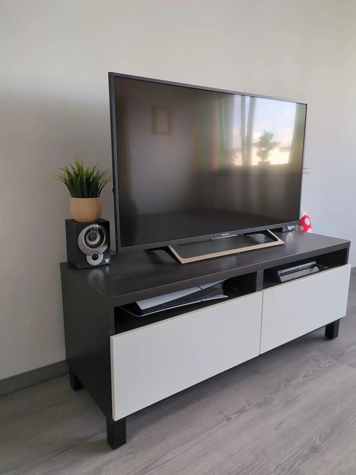 I made a TV-wall for my living-room