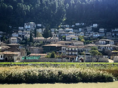 Albania is criminally underrated 🇦🇱 -Stunning landscapes, affordable travel, and genuinely kind people