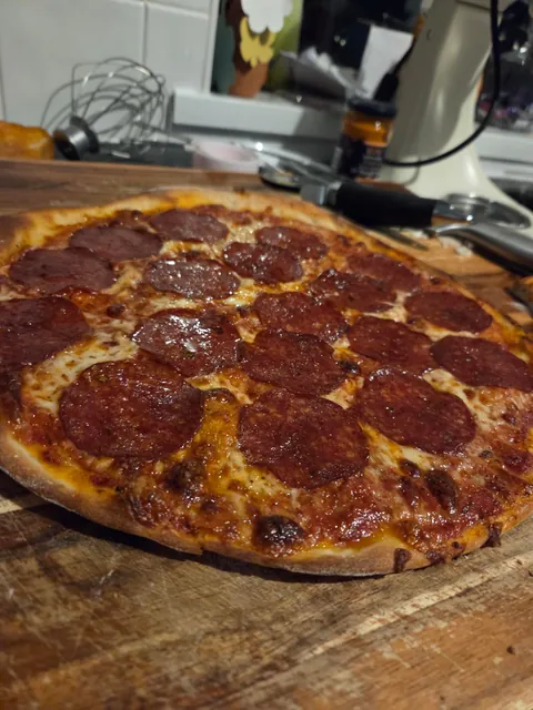 [Homemade] Pepperoni Pizza