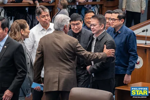 In Photos: Chiz Escudero makes a surprise appearance