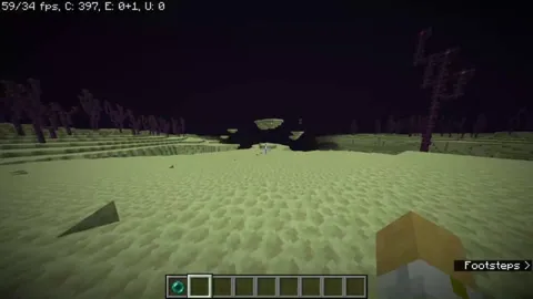 I got frustrated with missing my ender pearl throws, so I made a datapack to predict where they would land.