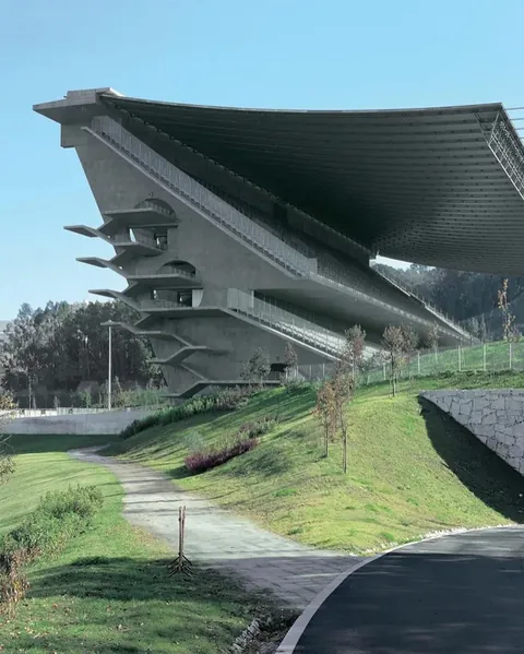 Braga municipal Stadium - Porto, Portugal - Eduardo Souto de Moura (2003)