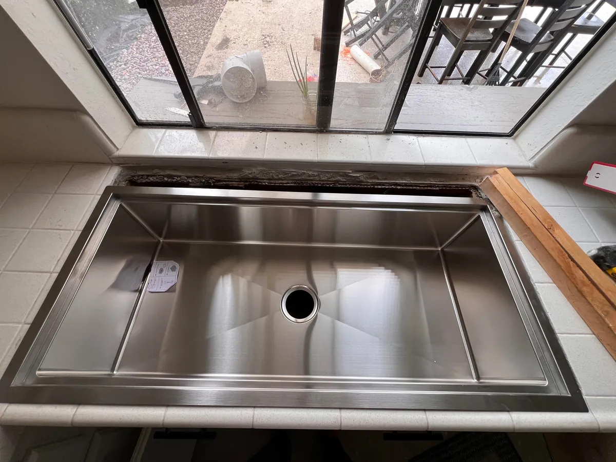 New kitchen sink