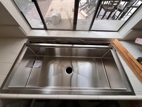 New kitchen sink