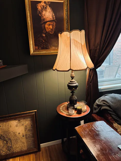 Always been my dream to have a study/library space. Finally finished.