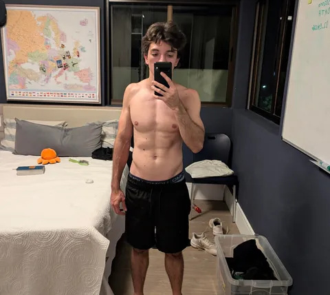 Short &amp; skinny = big dick?