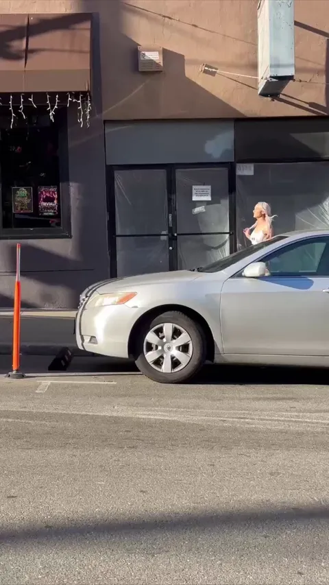 Keep an eye on me, I can always surprise you