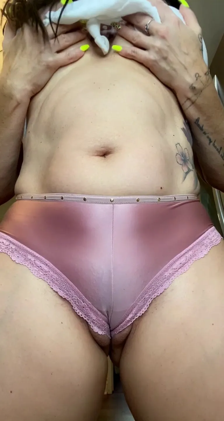 Face plant between my thighs please.