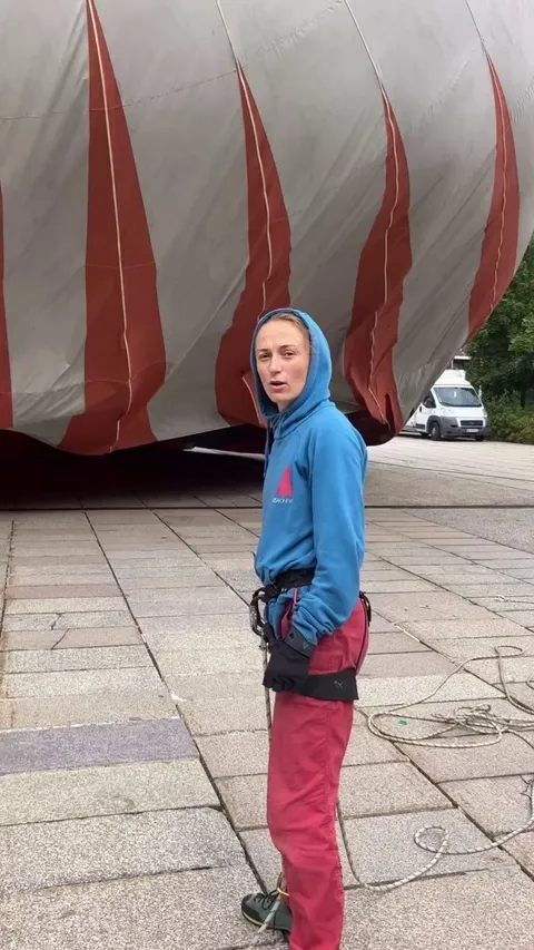 Hot air Ballon start