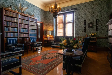 The Smoking Room, Biltmore House, Asheville, North Carolina, 2022 [OC] [4981x3321]