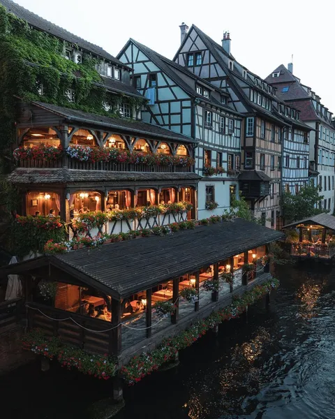 This Riverside Restaurant
