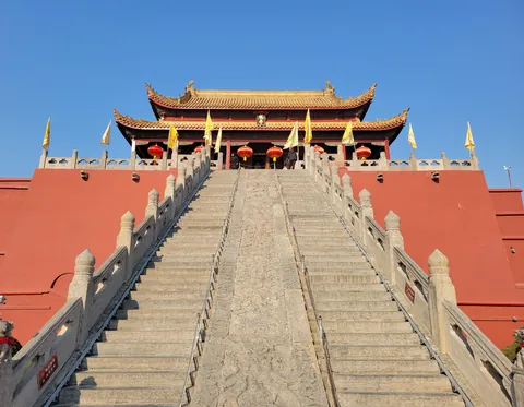 A Winter Visit Around China (Guangzhou, Chongqing, Shanghai, Zhengzhou)