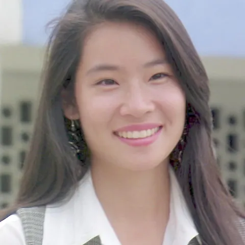 Young Lucy Liu in 1992