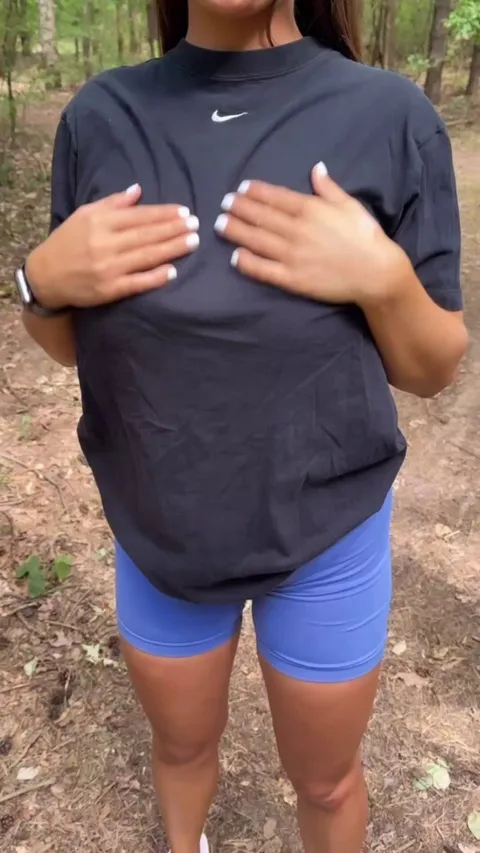 reveal my big naturals in the woods :)
