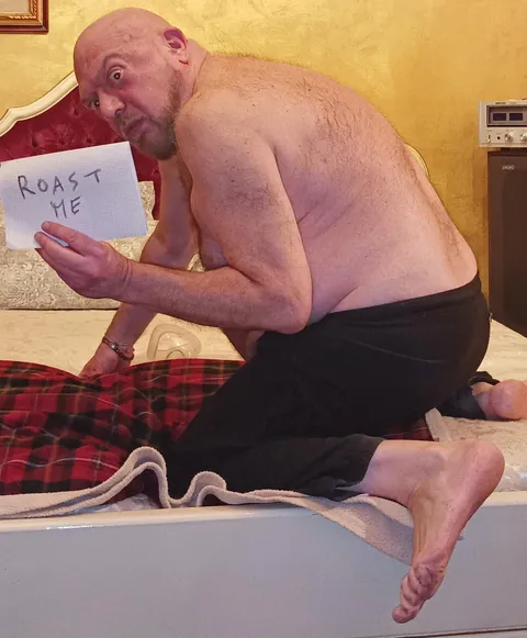 This time I ask you to roast not only my face but also my whole body in full sincerity