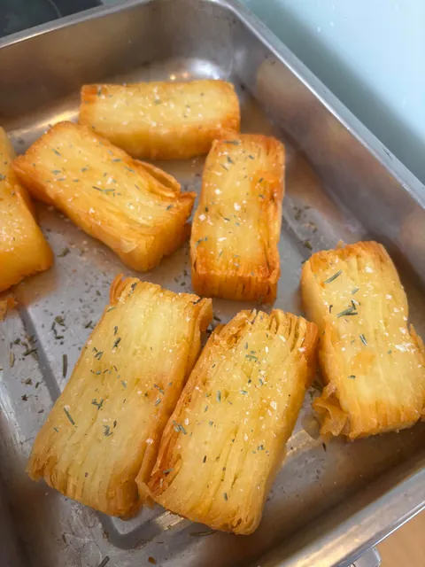 Confit potatoes  [homemade]