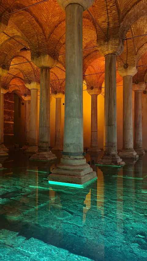 Istanbul to south-eastern Turkey (16 days - 4200km)