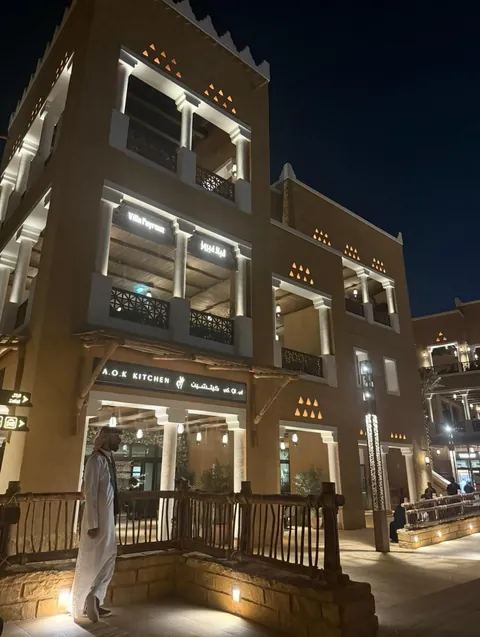 Traveled around Saudi Arabia for 9 days and it was an interesting experience. Trip report below