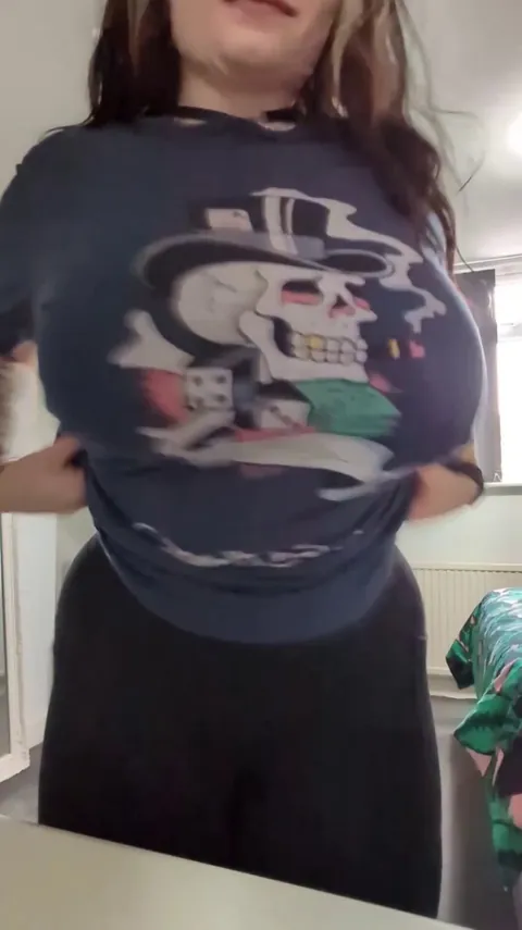 Team ass or team titties ;)