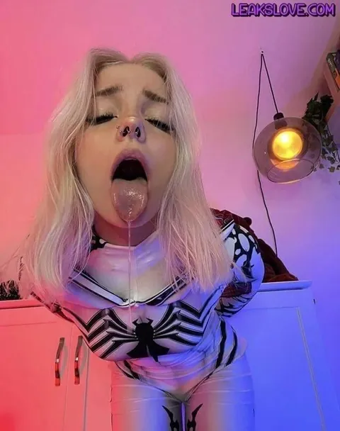 So high and gooned rn! Egirls are the ultimate goonfuel 😍