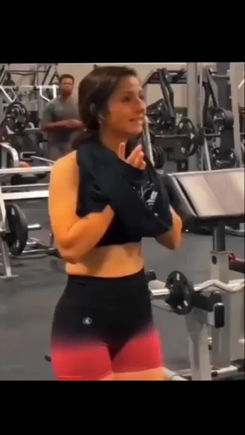 TikToker Tried To Check A Man For Apparently "Looking At Her" In The Gym and Accuses Him of Being a Pervert