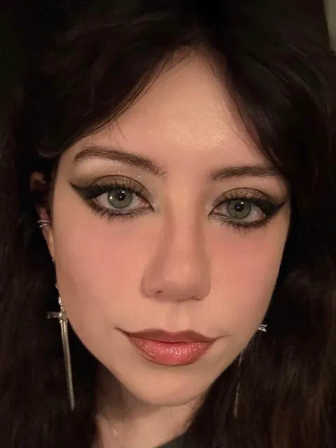 First time trying a grungy/glam inspired look