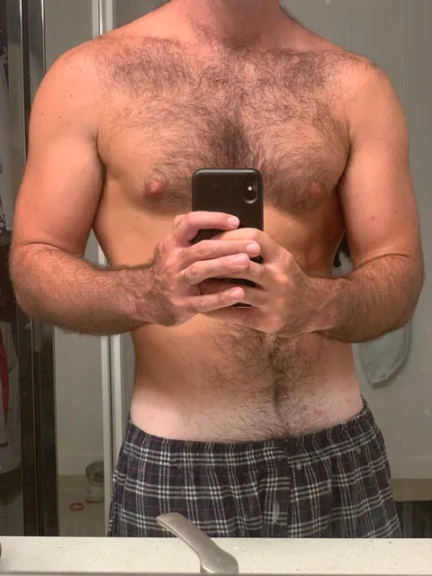 You guys tell me I’m attractive but no female attention, what gives?