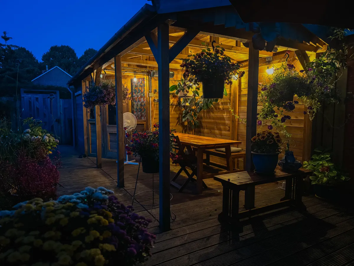 My dad's DIY cozy garden hideaway